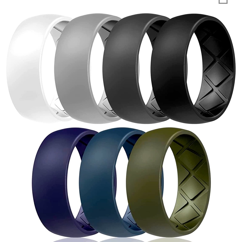 Men’s silicone bands,7 come in the package.